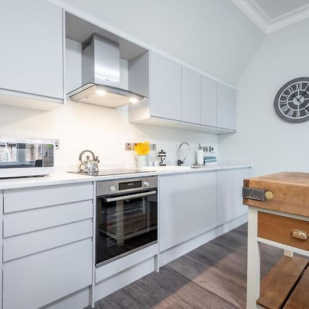 South Street Luxury Apartment * Central * Sleeps 4 St Andrews Exterior photo