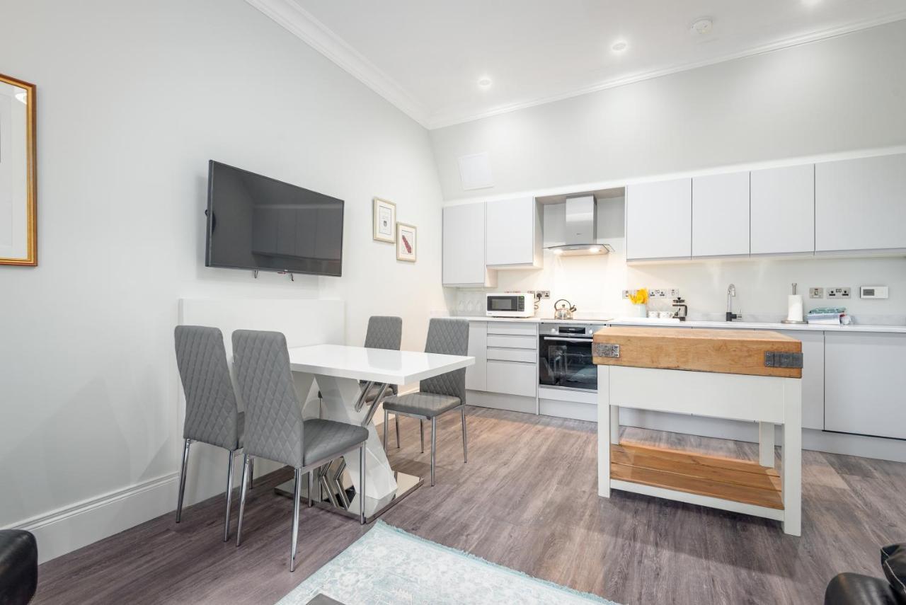 South Street Luxury Apartment * Central * Sleeps 4 St Andrews Exterior photo